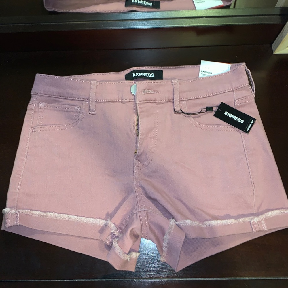 Express Convertible Hem Stretch Shorts (NWT)